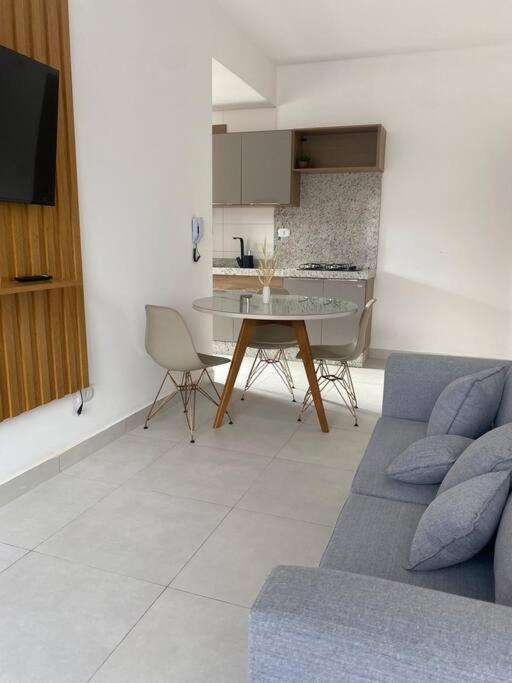 Apartment Apto Proximo Ao Shopping *